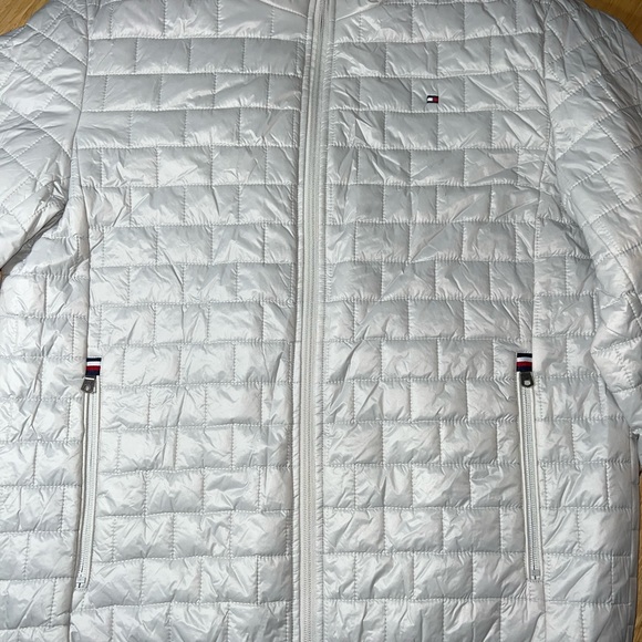 Tommy Hilfiger Men's Packable Down Puffer Hooded Jacket $195.00. - Picture 2 of 16